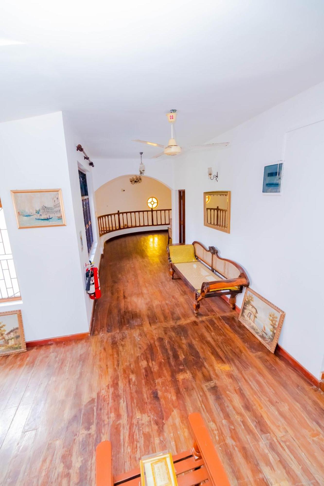 The Norfolk Heritage Airport Villa Katunayaka Buitenkant foto
