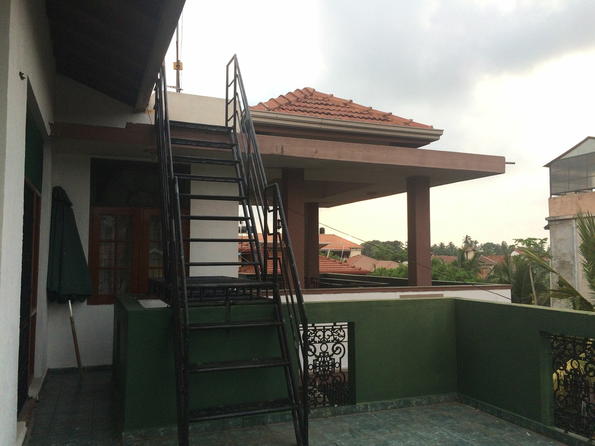 The Norfolk Heritage Airport Villa Katunayaka Buitenkant foto