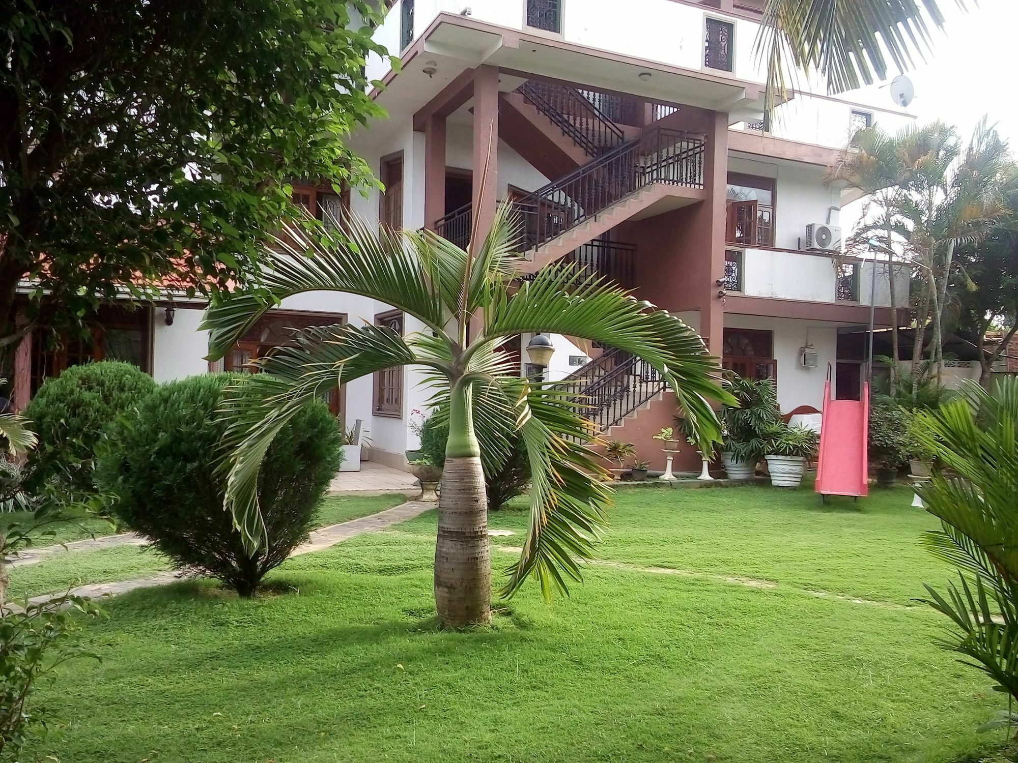 The Norfolk Heritage Airport Villa Katunayaka Buitenkant foto